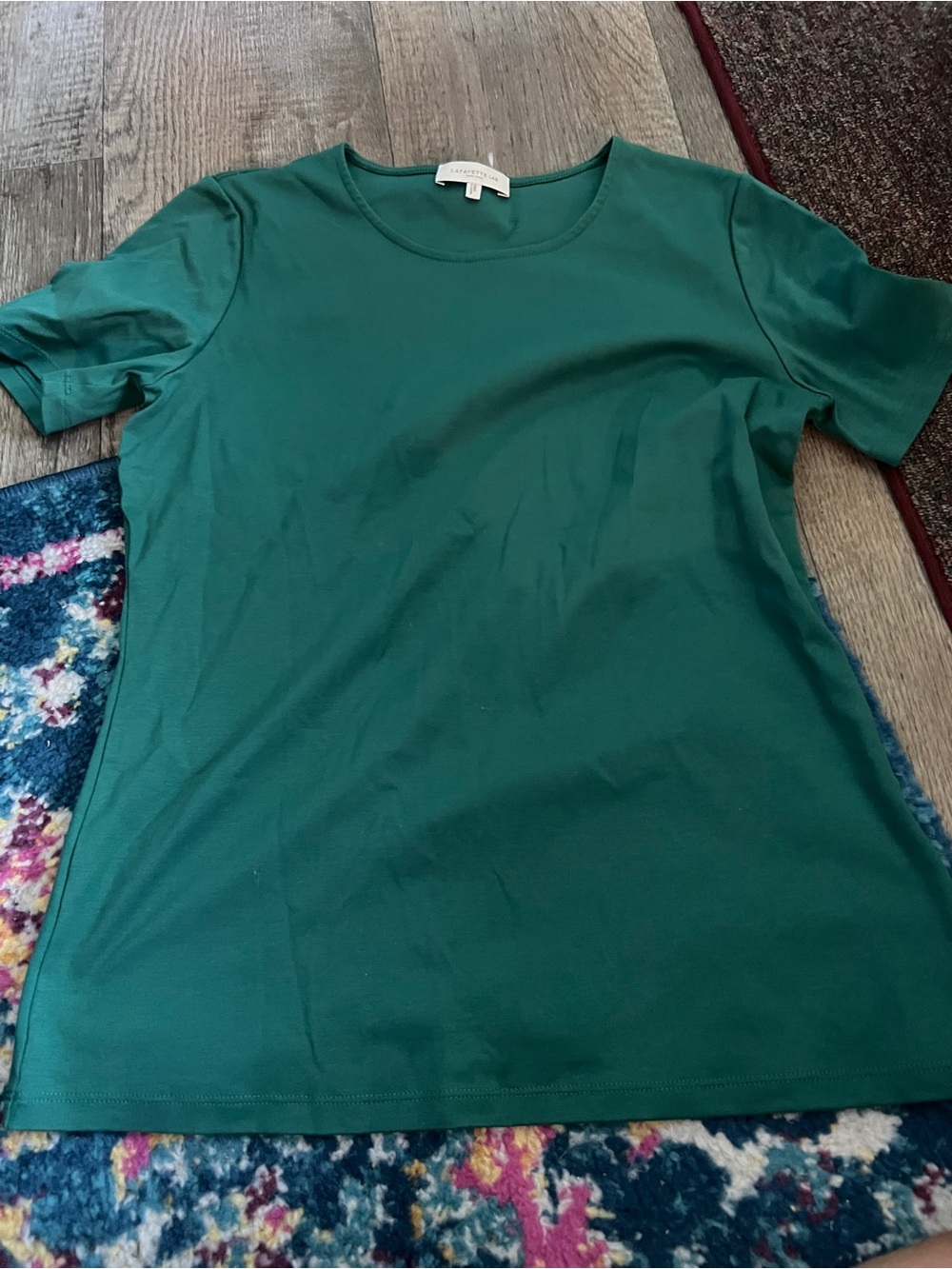 Lafayette 148 Women's Green Short-Sleeve Crewneck Top - Classic Everyday Tee